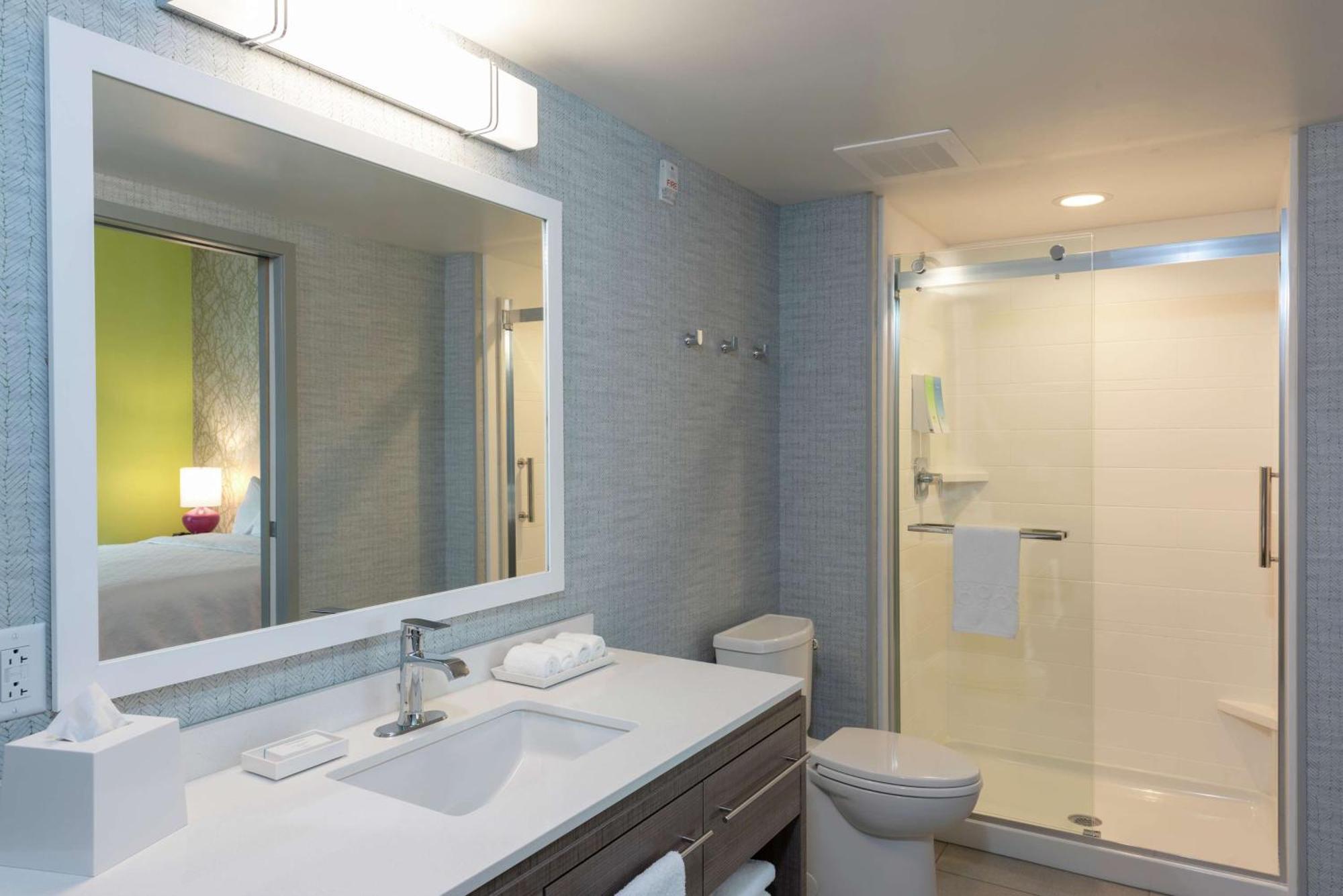 Home2 Suites By Hilton Indianapolis Airport Bagian luar foto