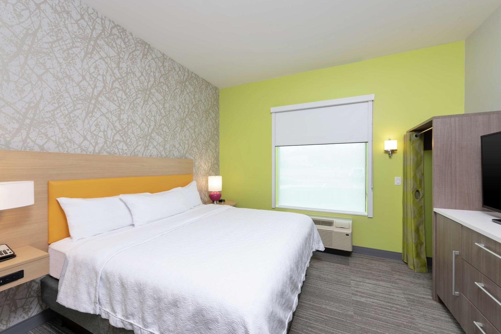 Home2 Suites By Hilton Indianapolis Airport Bagian luar foto